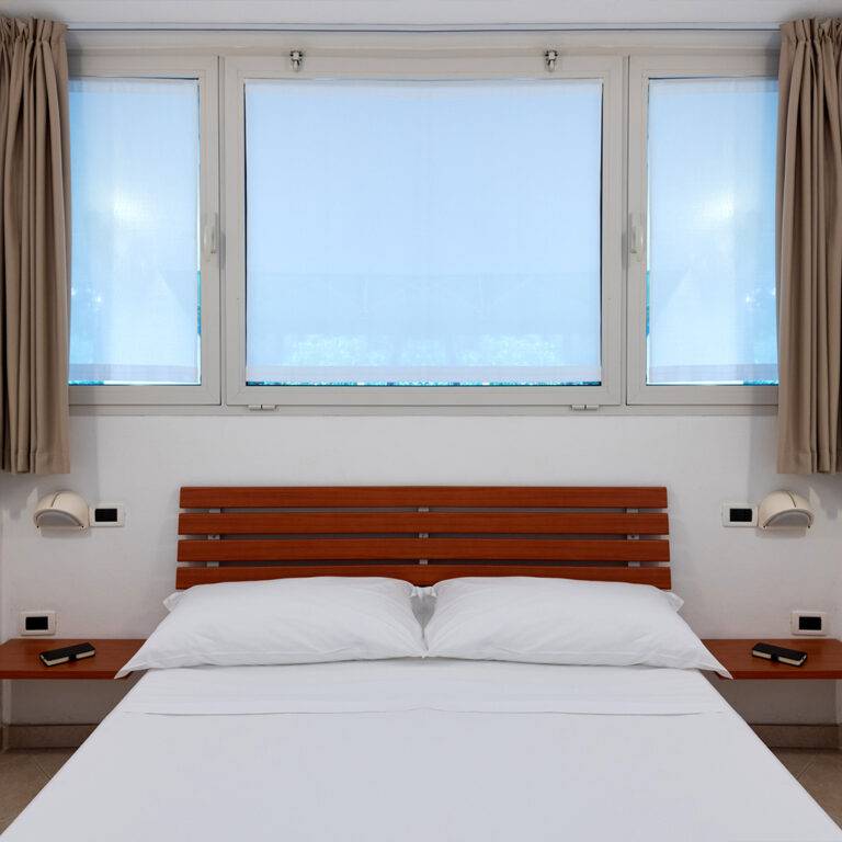 04_Bungalow_Garden-Central-1